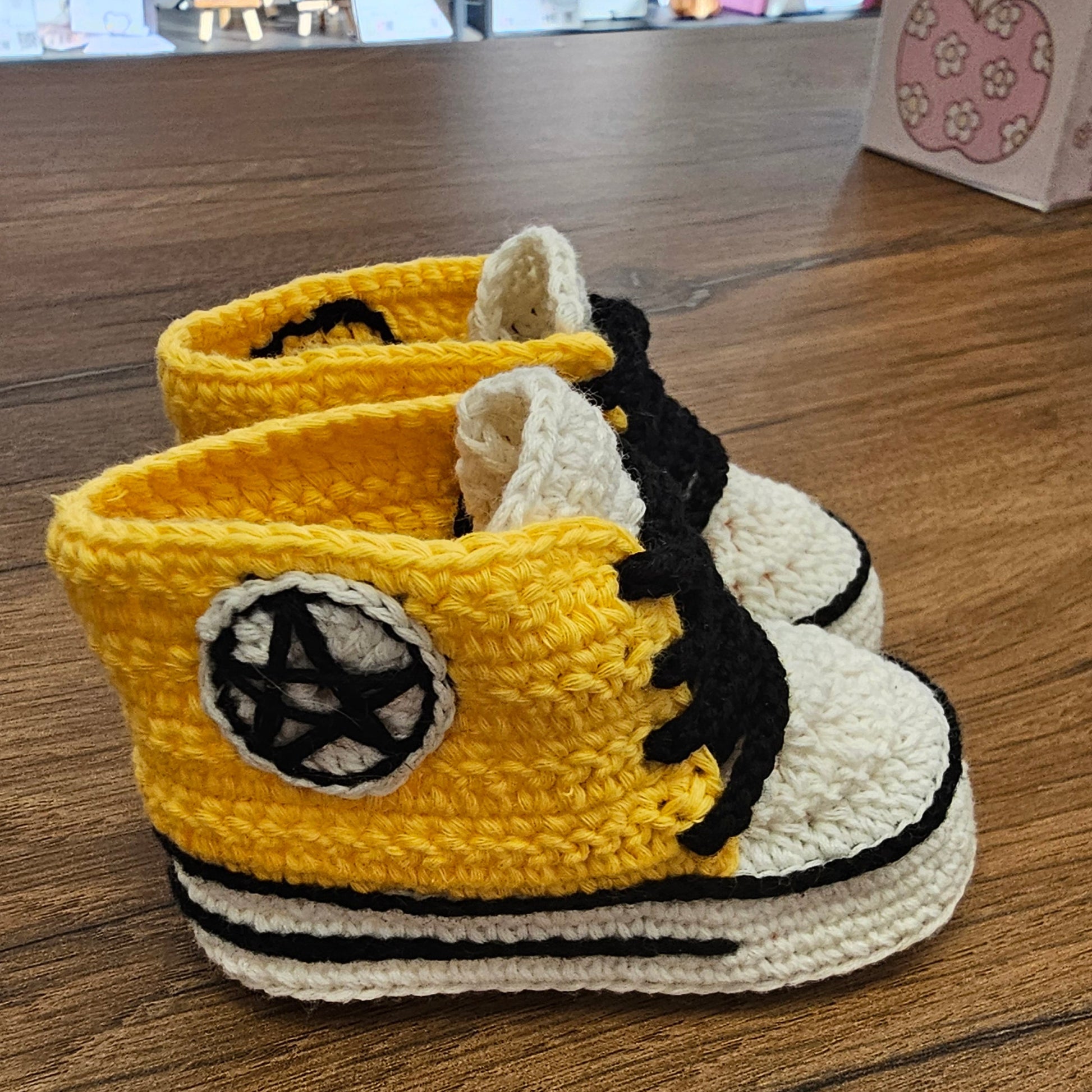 Плетени обувчици тип Кецове – за звездичките на мама и тати 🌟