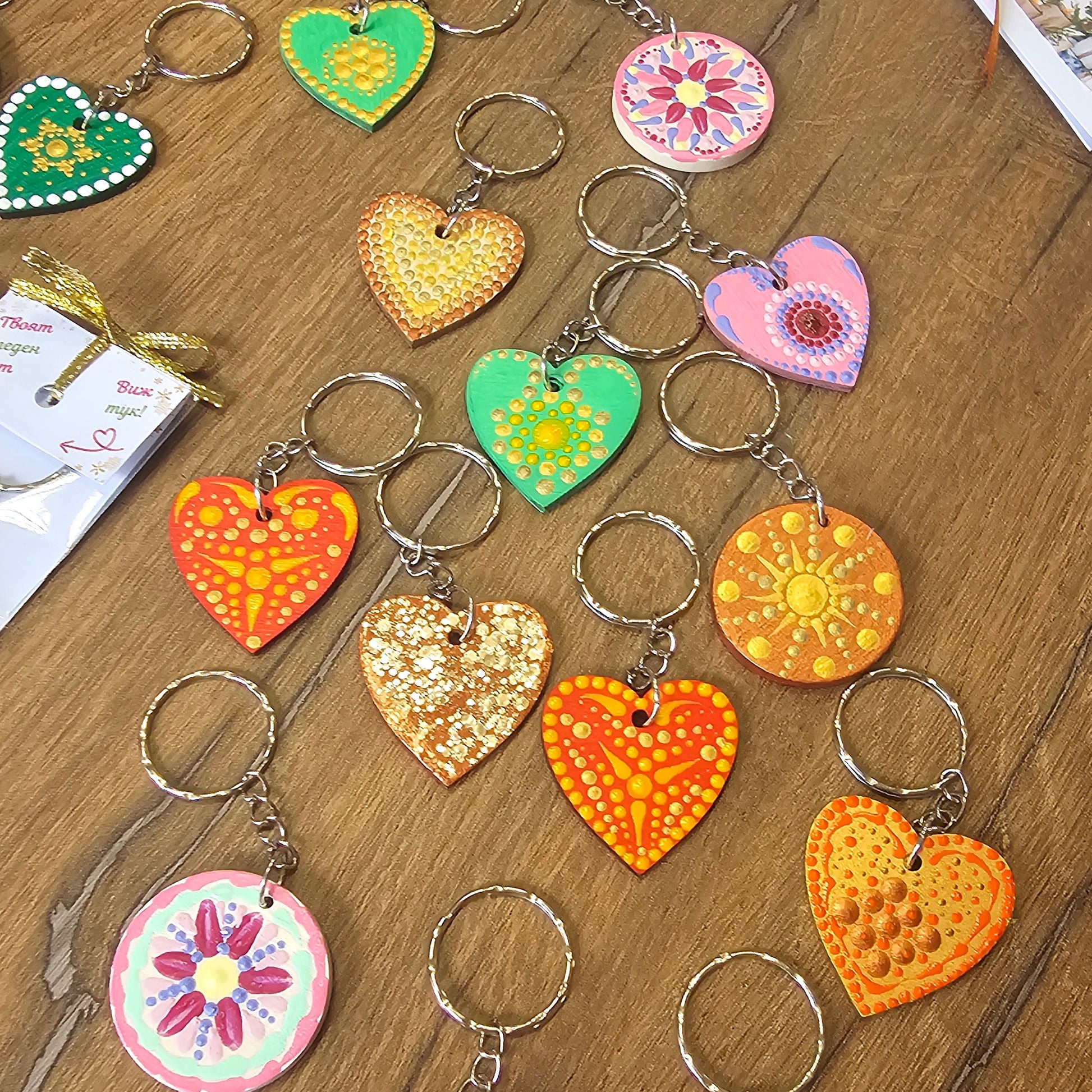 Ръчно рисуван ключодържател с Коледен късмет