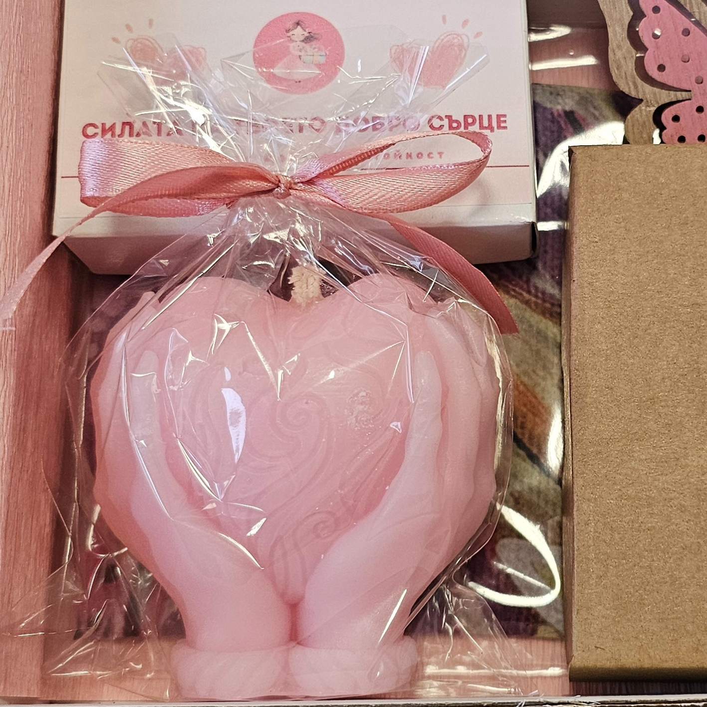 Свещ Сърце в прегръдка